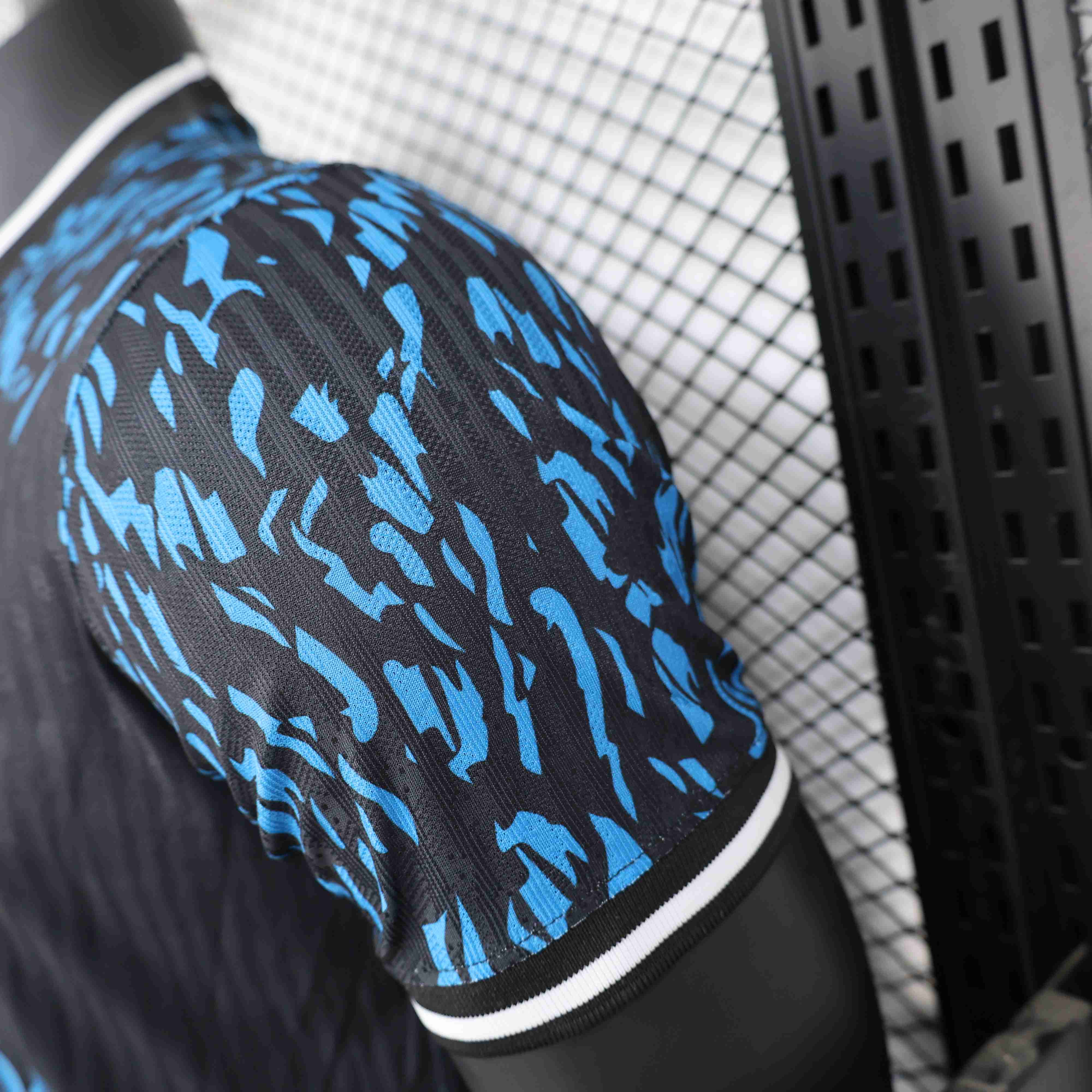 Barcelona "Blue Lion" Special