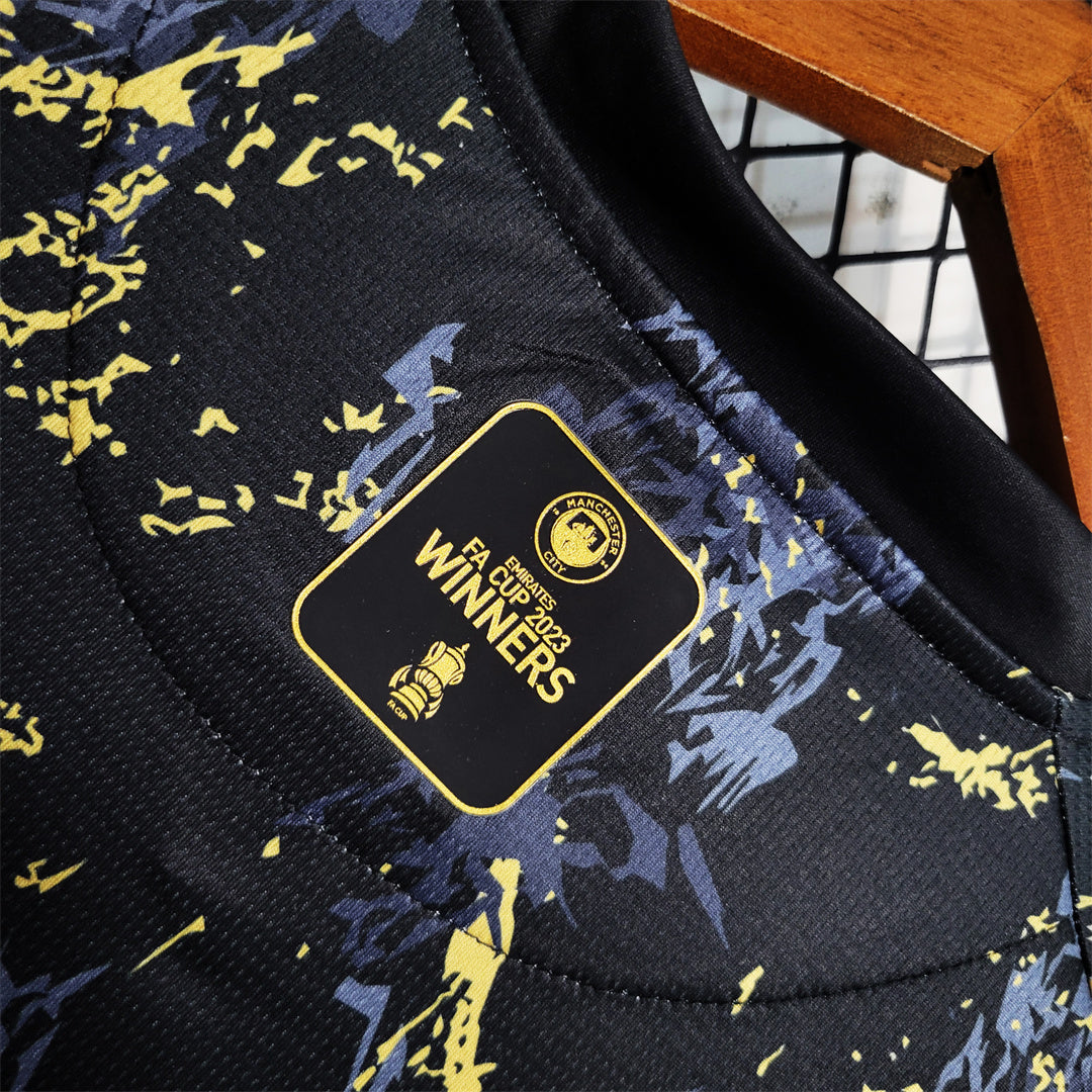 Manchester City "Black and Gold" Special kit