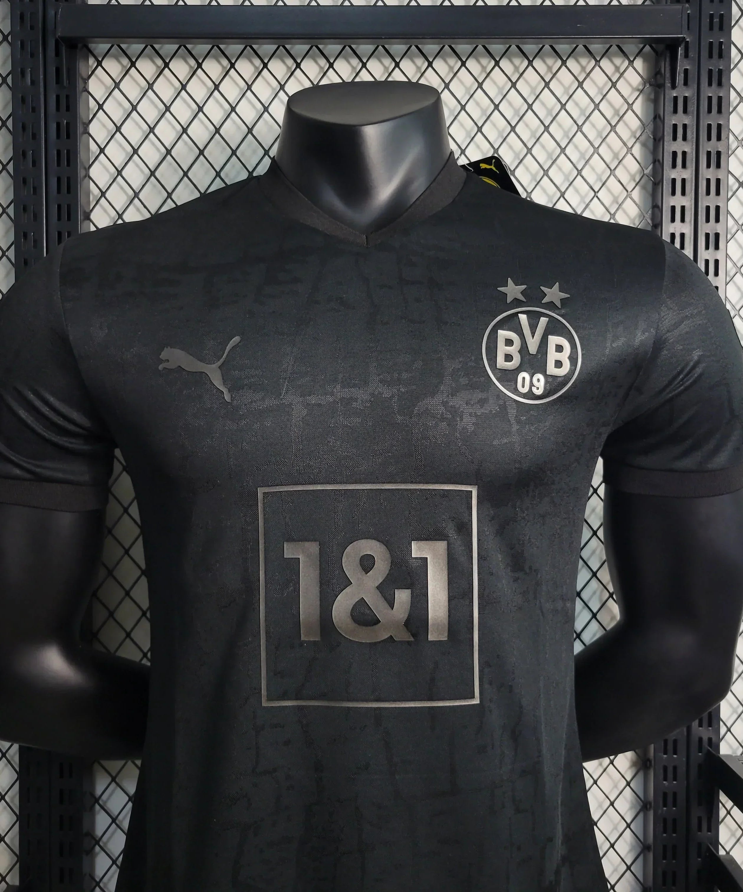 Borussia Dortmund "Midnight Storm" Special Kit