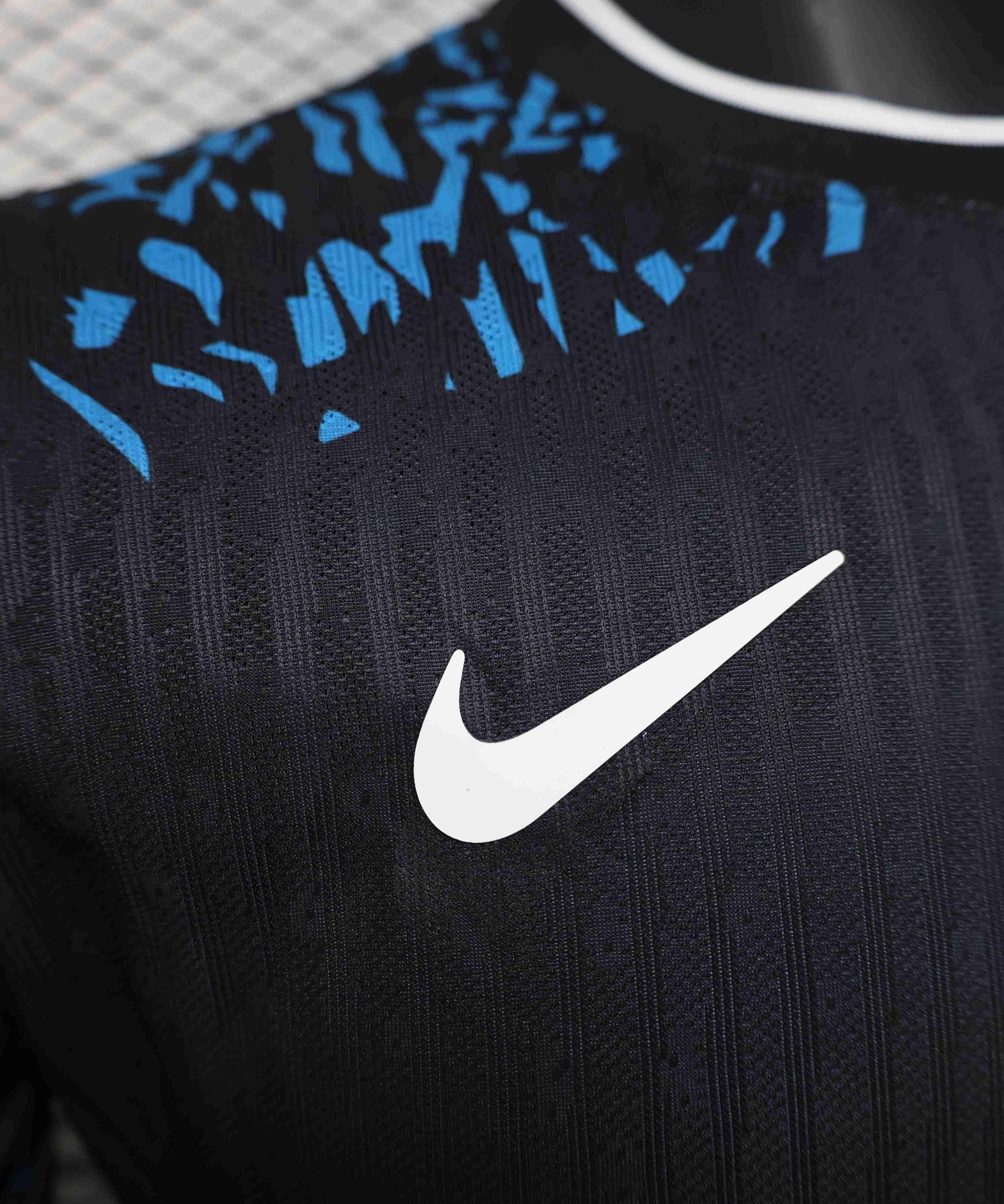 Barcelona "Blue Lion" Special