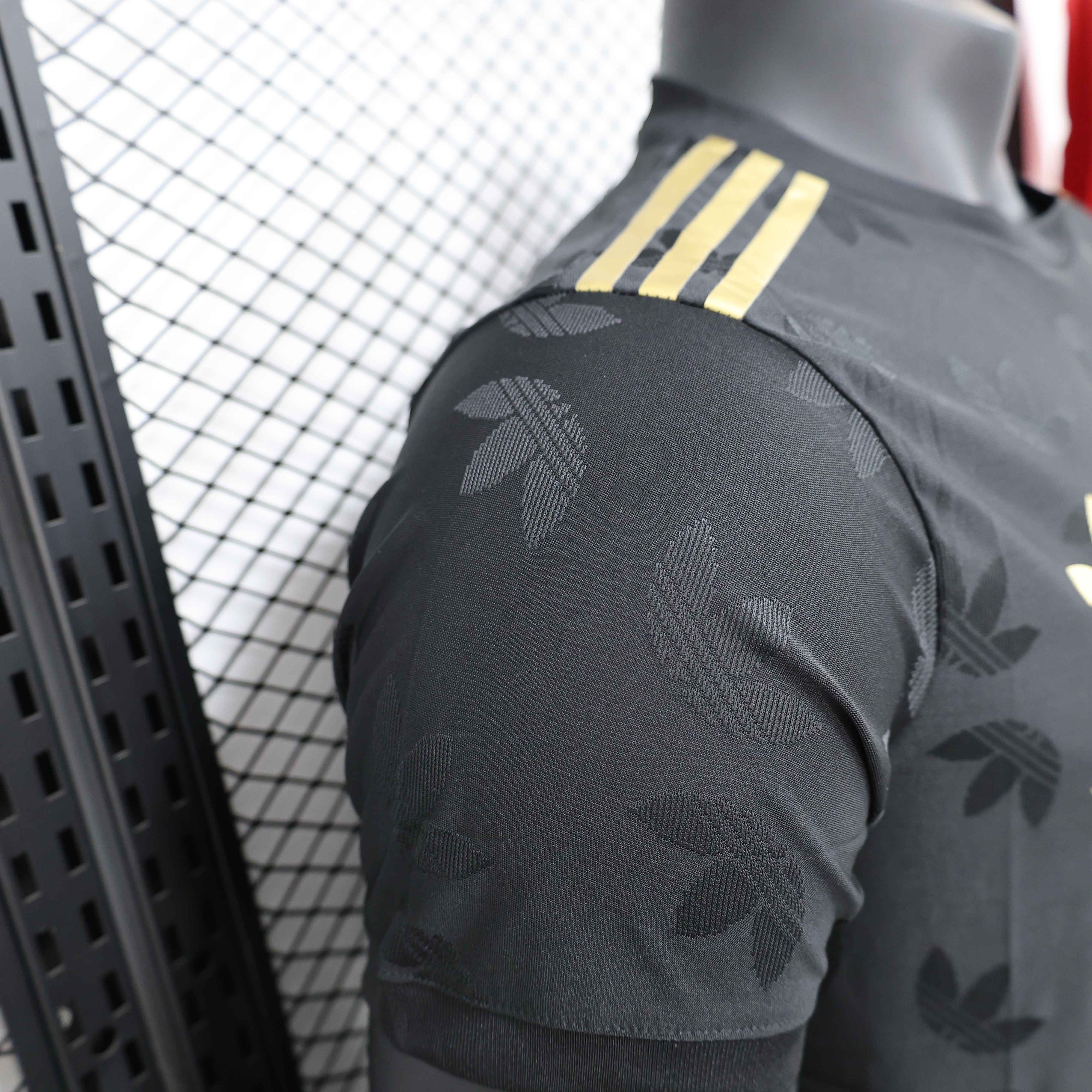 Arsenal "Black Ars" Special Edition