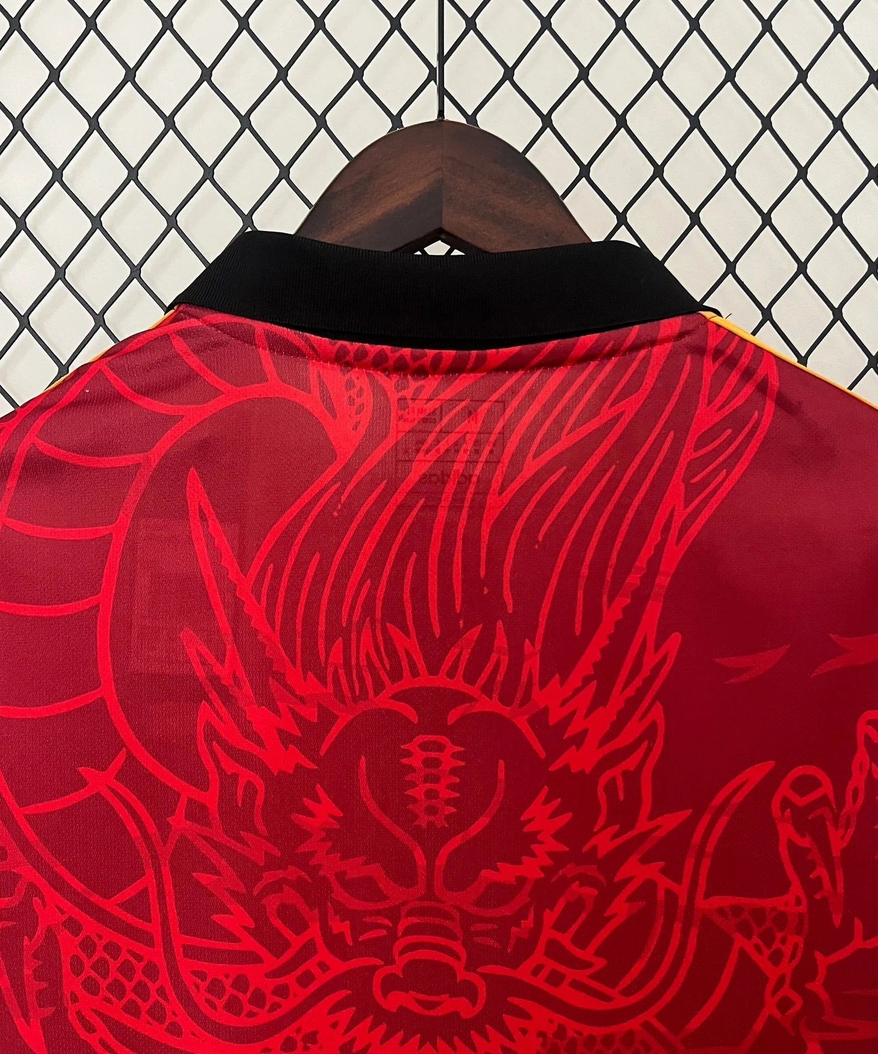 Real Madrid Dragon Jersey: Dragón De Fuego | Malgane