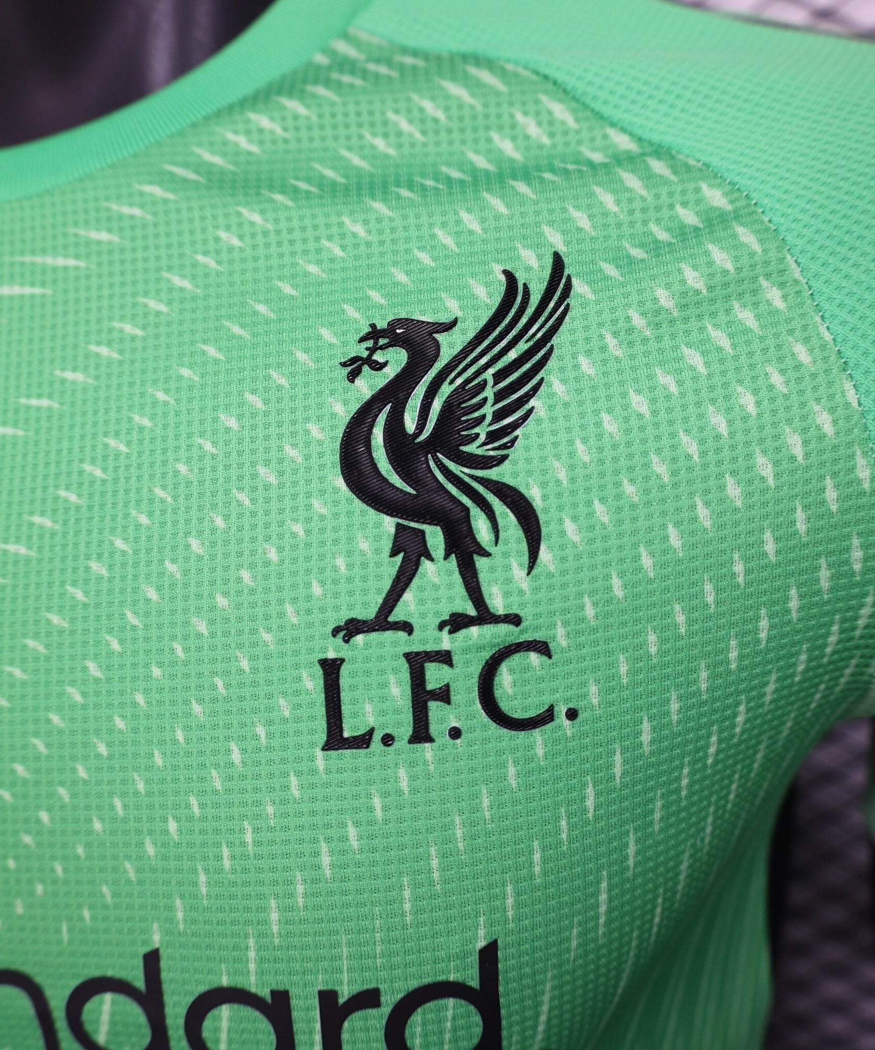 Liverpool 2025-2026 Goalkeeper Kit