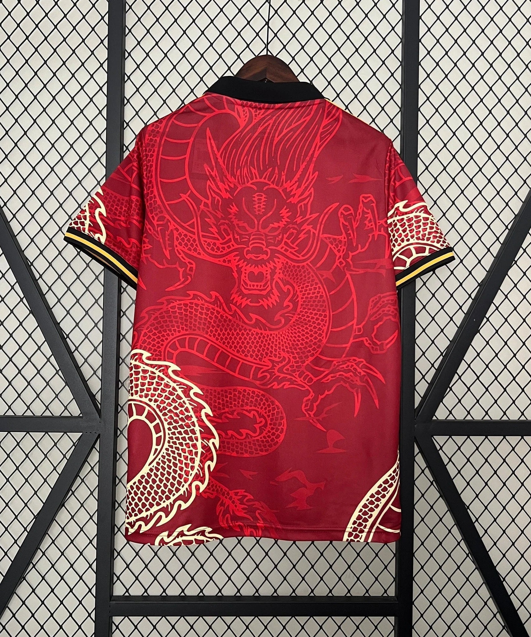 Real Madrid Dragon Jersey: Dragón De Fuego | Malgane