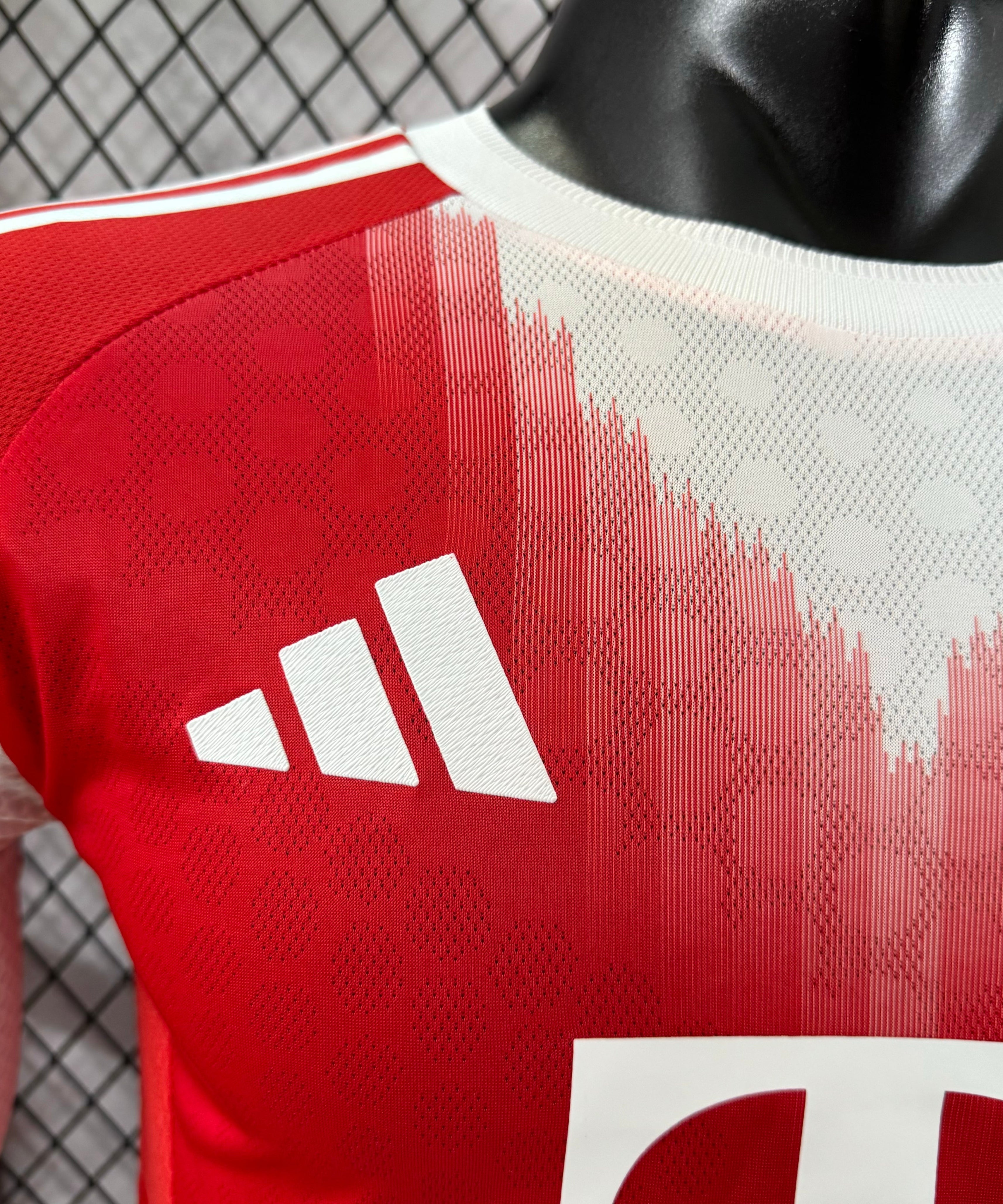 Bayern Munchen 2025-2026 Long Sleeve Home Kit