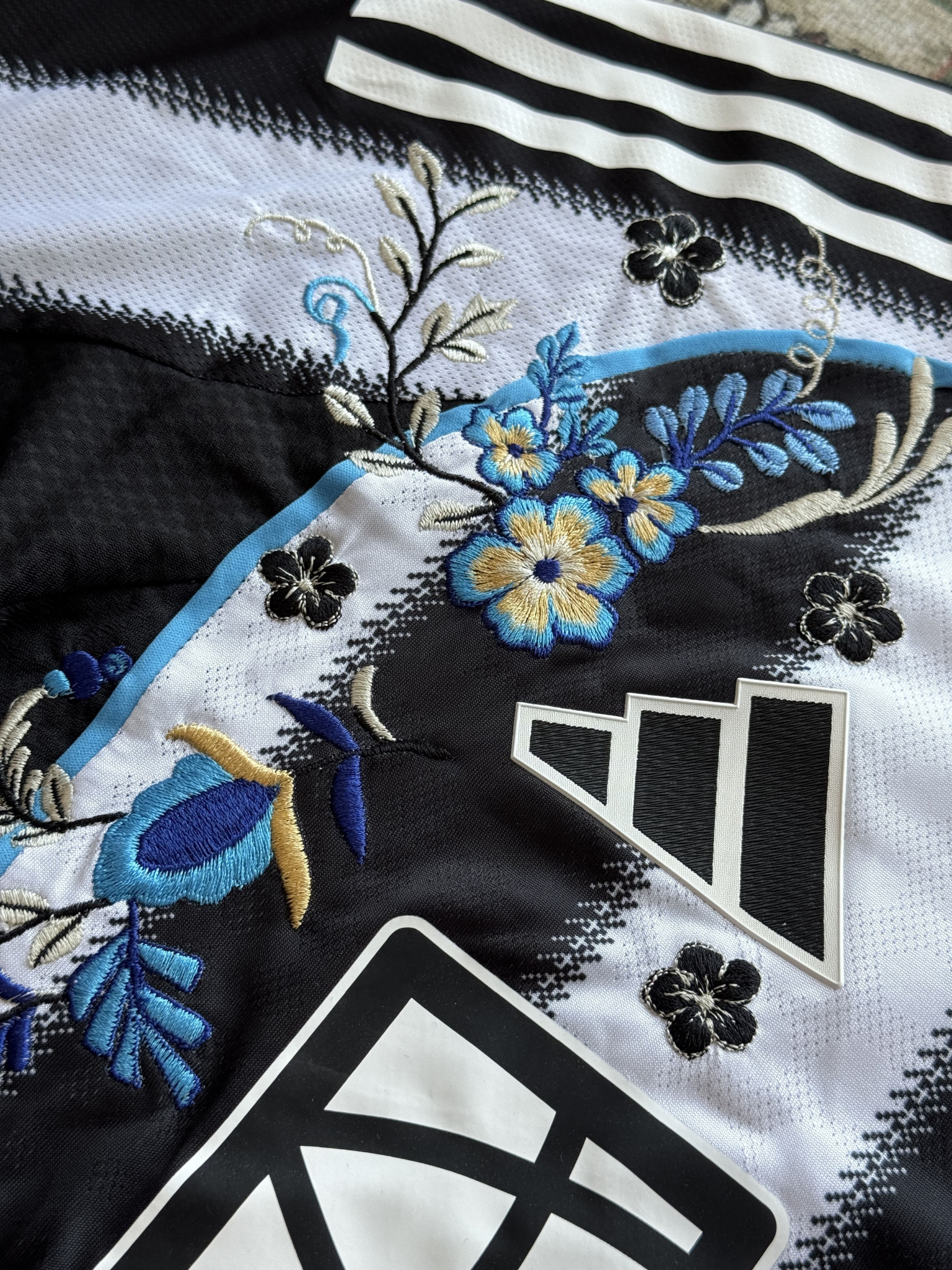 Newcastle United Embroidered Jersey 2024/2025