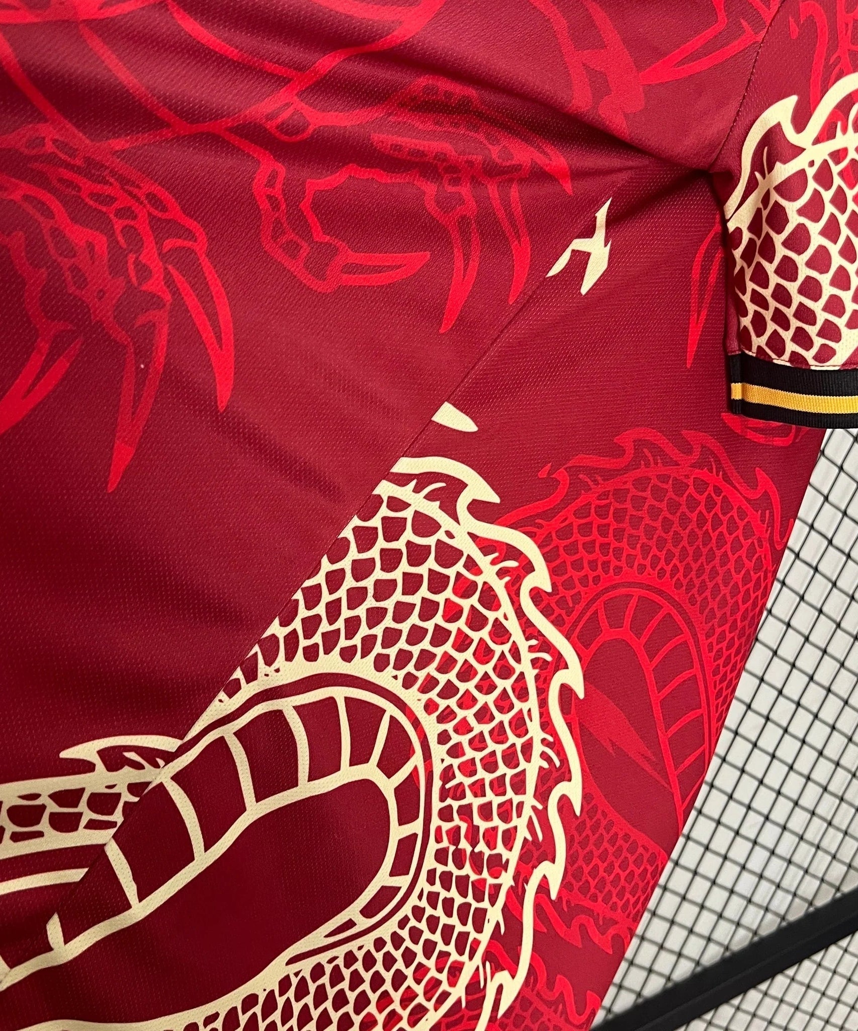 Real Madrid Dragon Jersey: Dragón De Fuego | Malgane