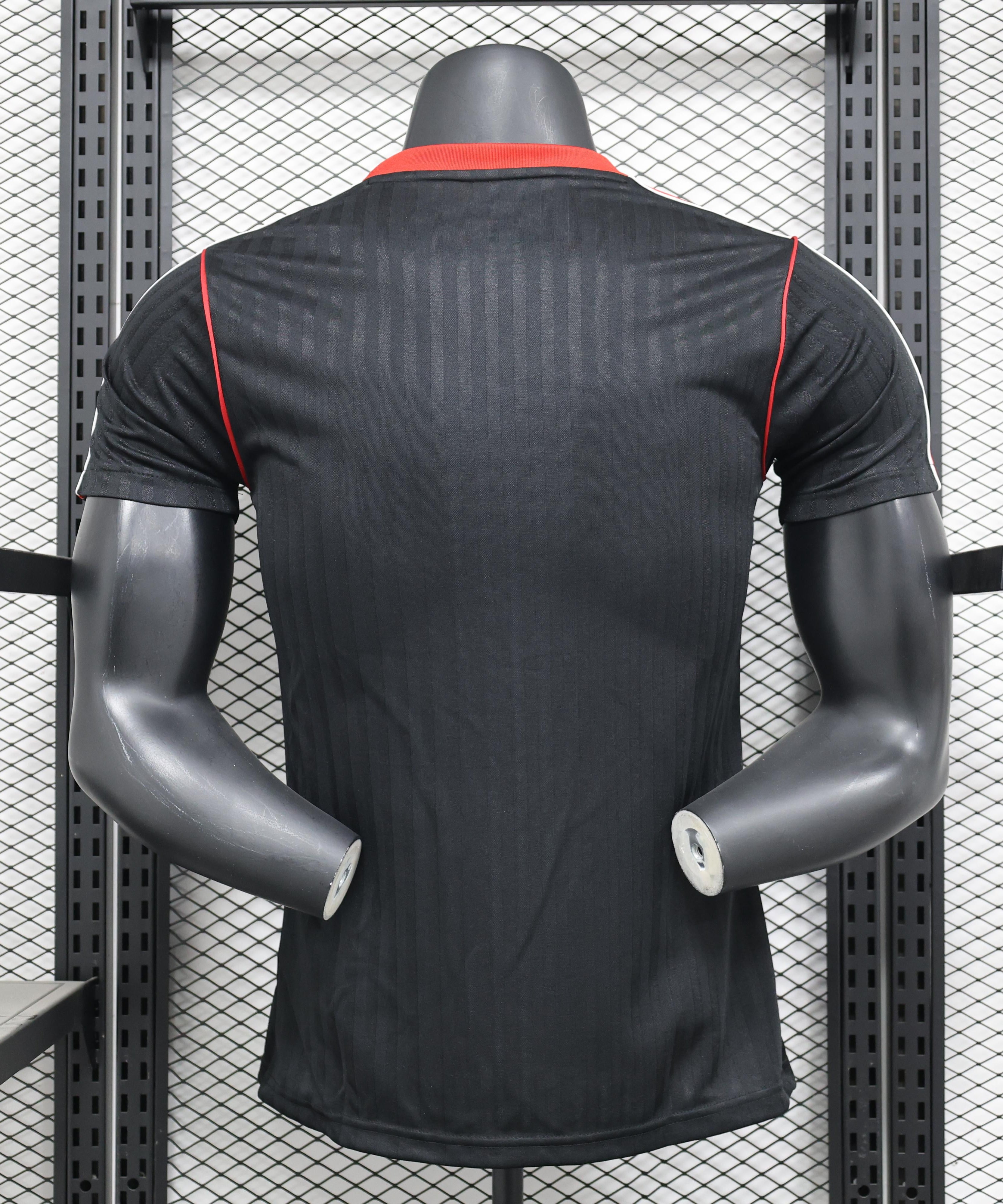 Manchester United 2025-2026 Away Kit