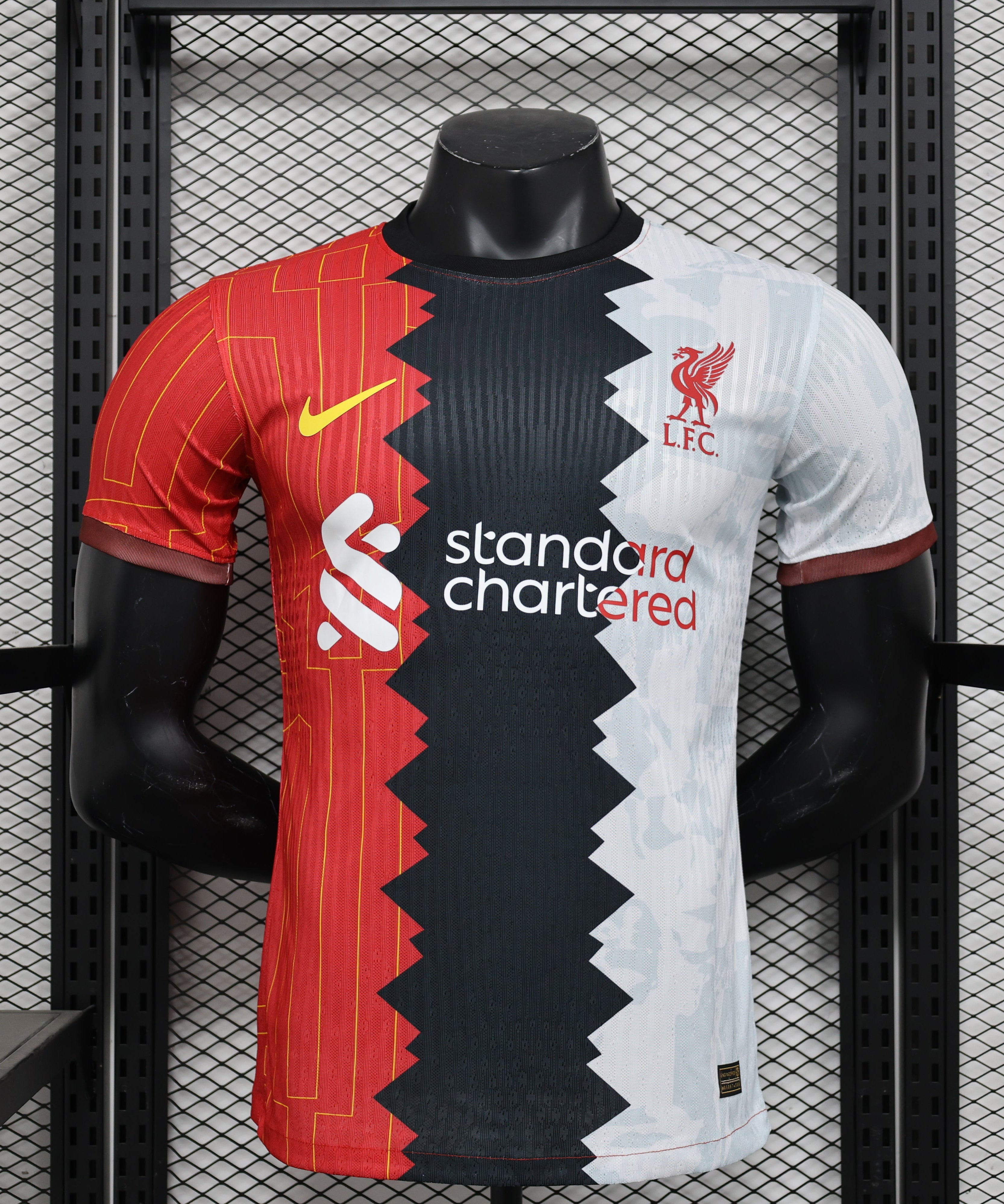 Liverpool "Tri-Color Blitz" Special Kit