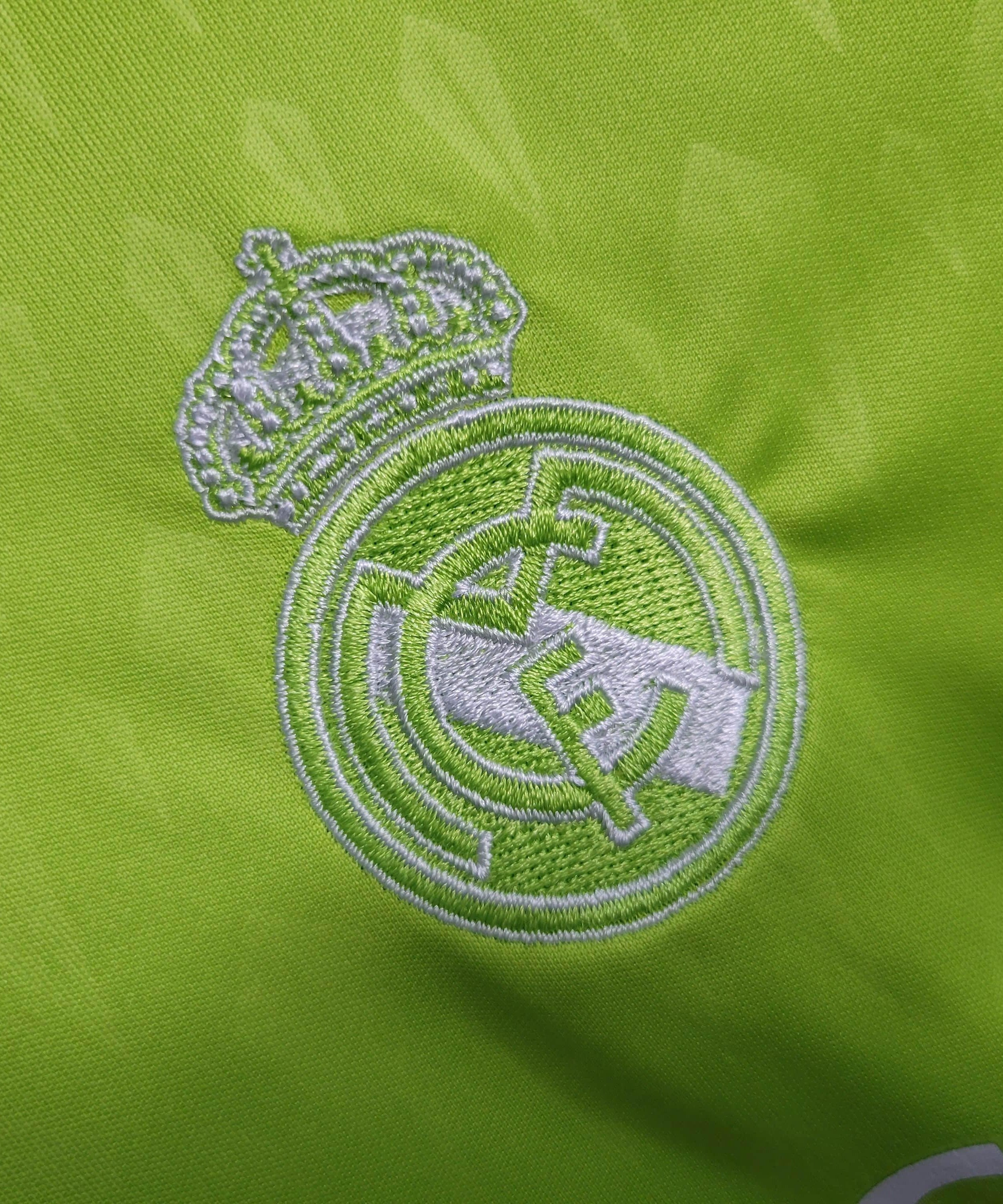 Real Madrid 23/24 Goalkeeper Green Jersey Kids