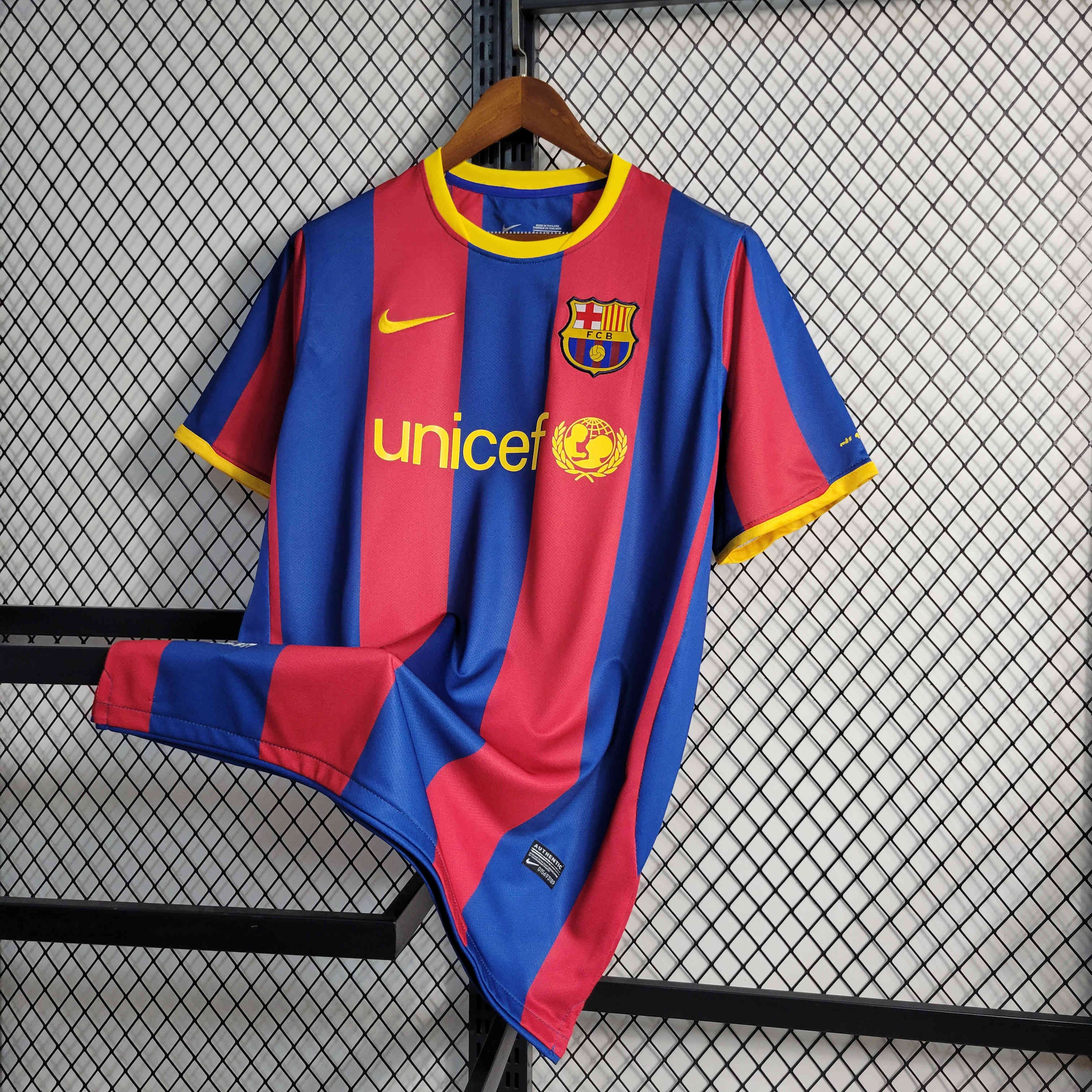 Retro Barcelona 10-11 Home Retro