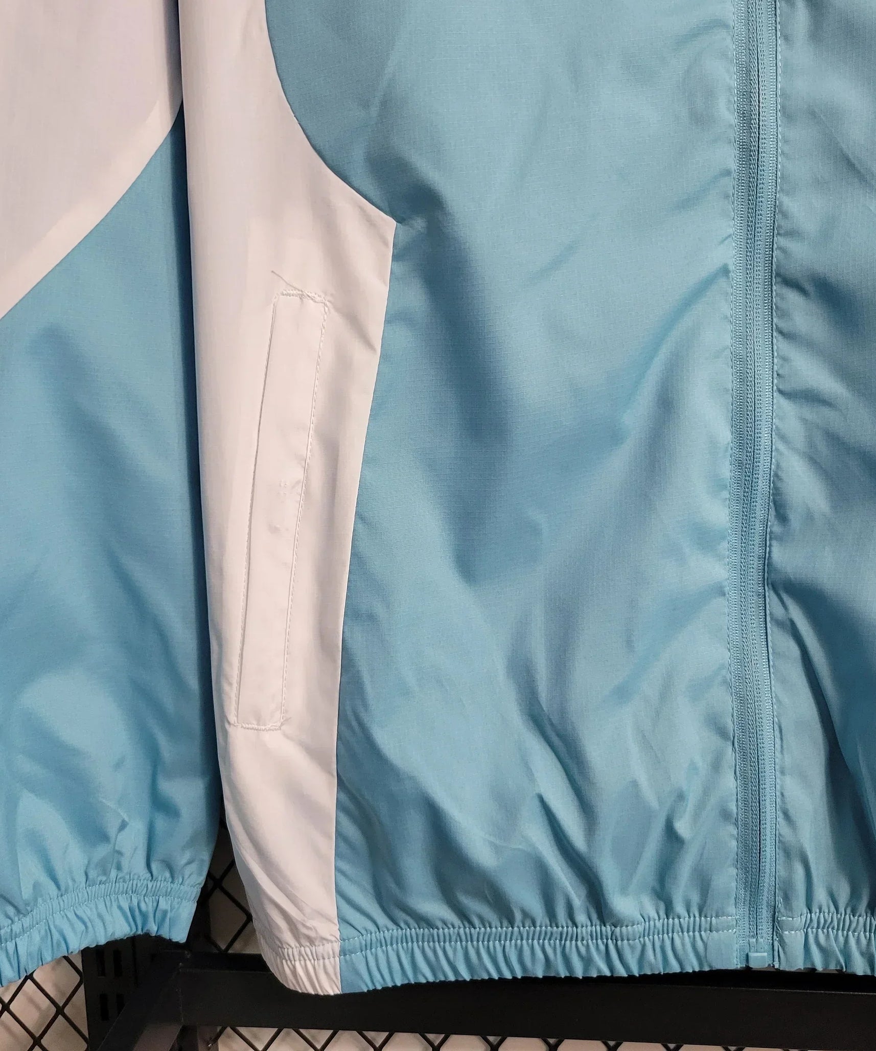 Manchester City Windbreaker Jacket 23/24 - Blue and White