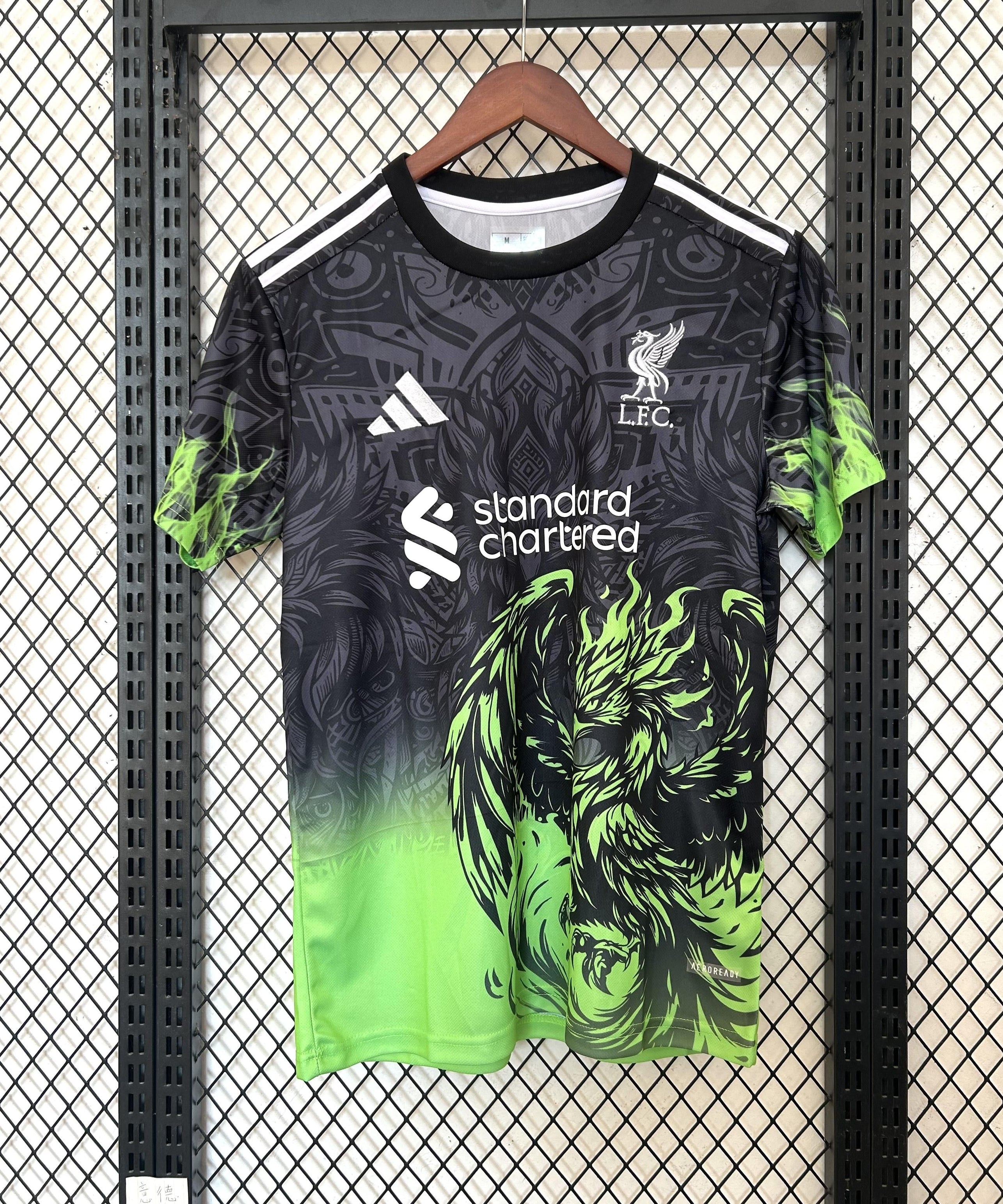 Liverpool "Venom Eclipse" Special Kit