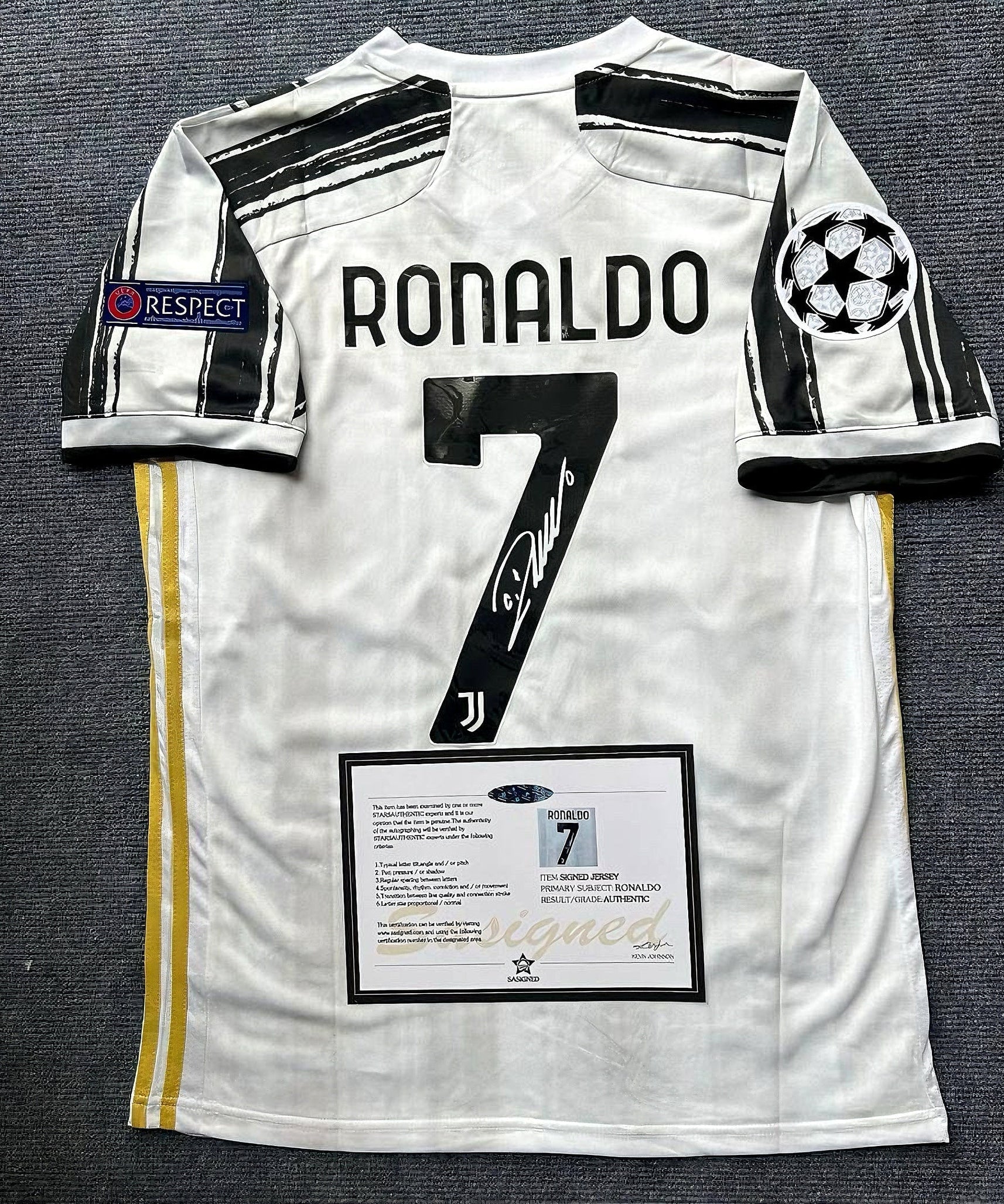 Juventus "Ronaldo" Signed Shirt II