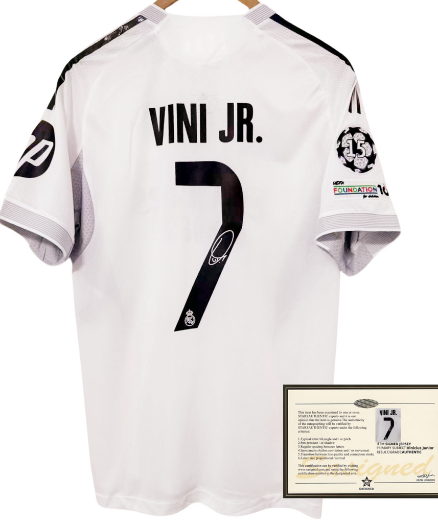 Vinicius Real Madrid 25-26 Signed Jersey