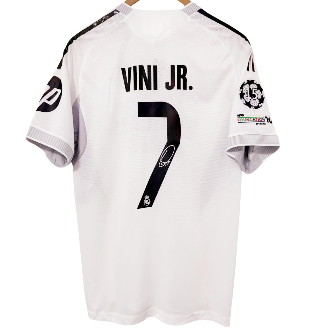 Vinicius Real Madrid 25-26 Signed Jersey