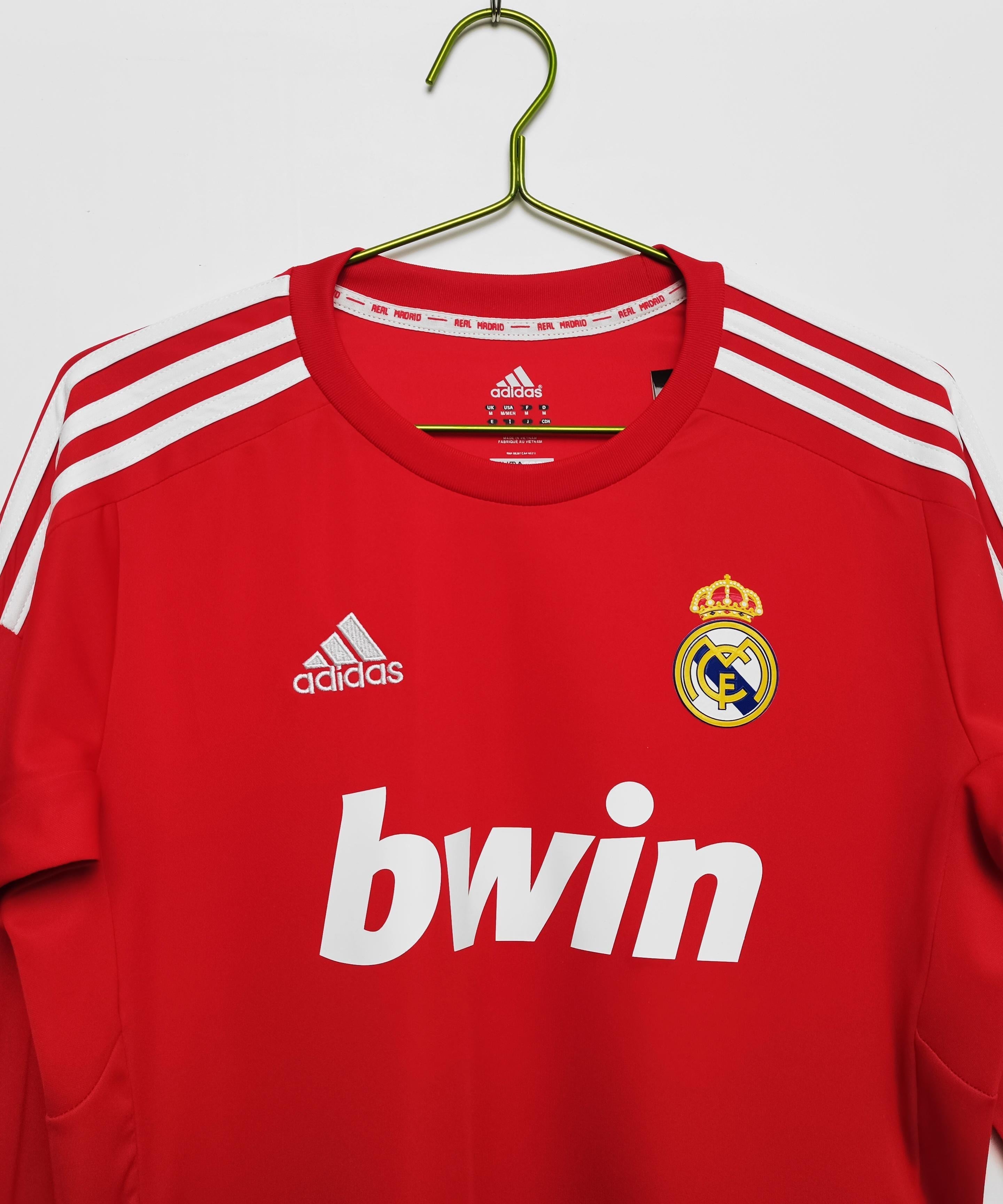 Real Madrid 2011-2012 Long Sleeve Away Kit Retro