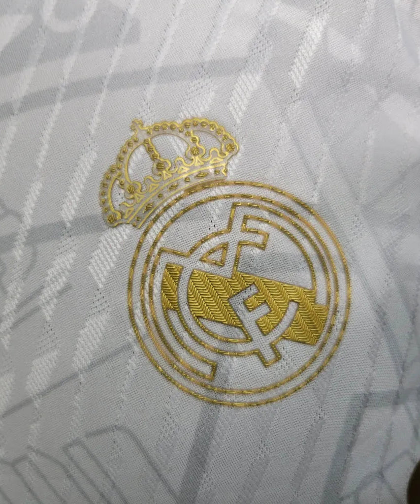 Real Madrid "Golden Dynasty" Special Kit