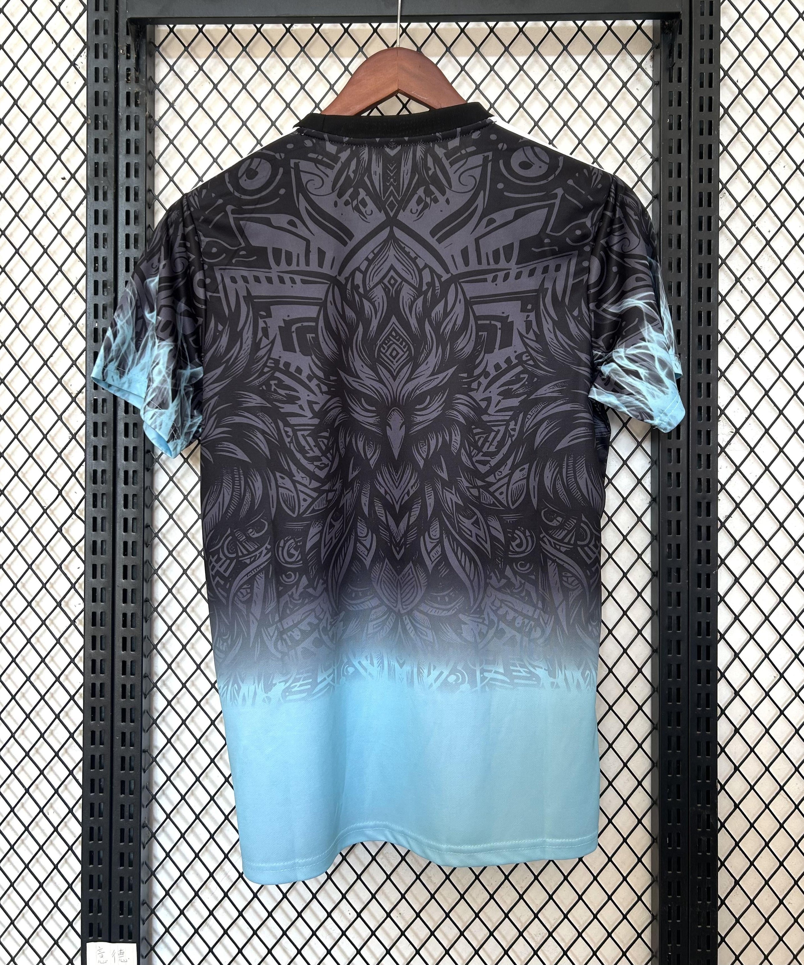 Liverpool "Abyssal Drake" Special Kit