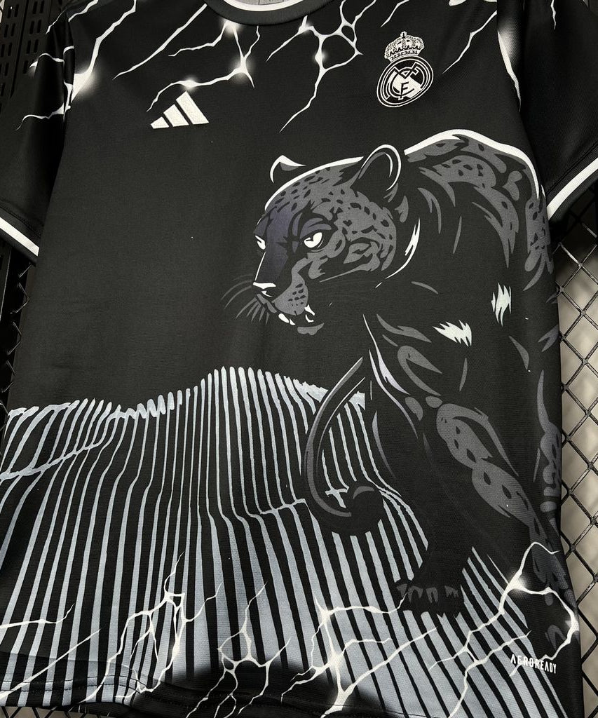 Real Madrid 'Panther Thunder' Special Kit"