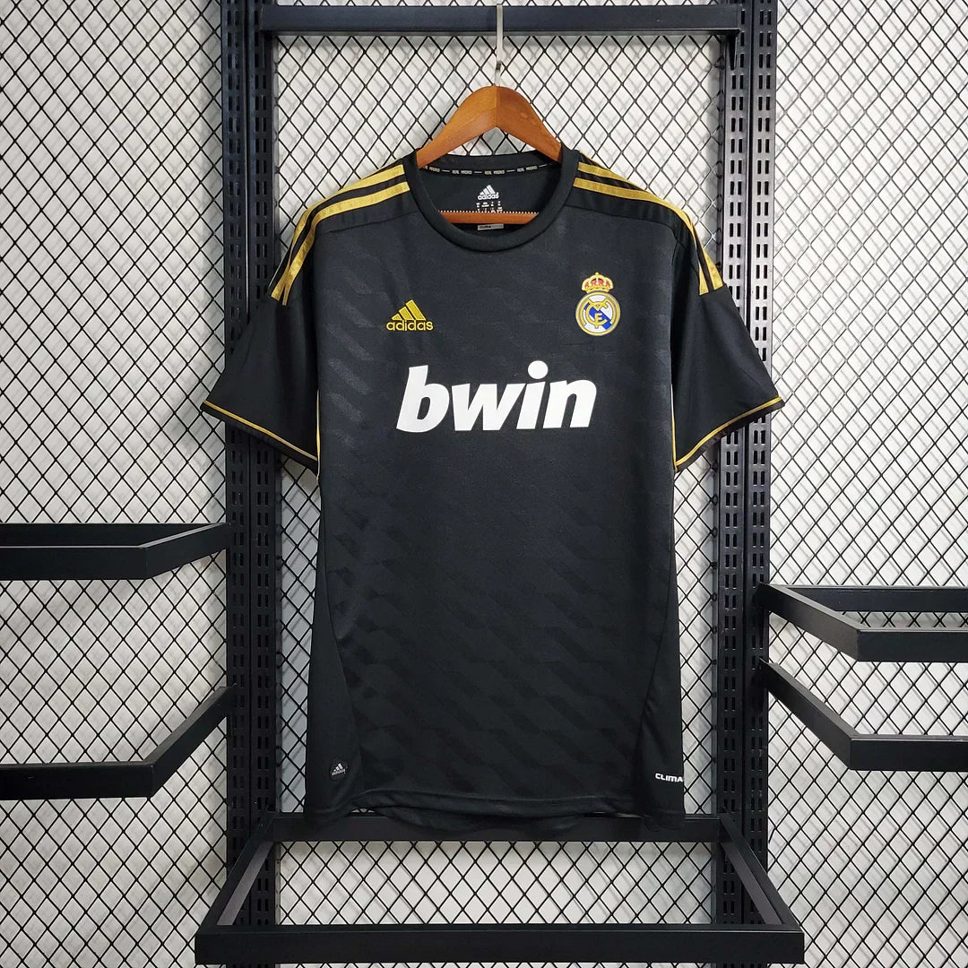 Real Madrid 2011-2012 Retro Away