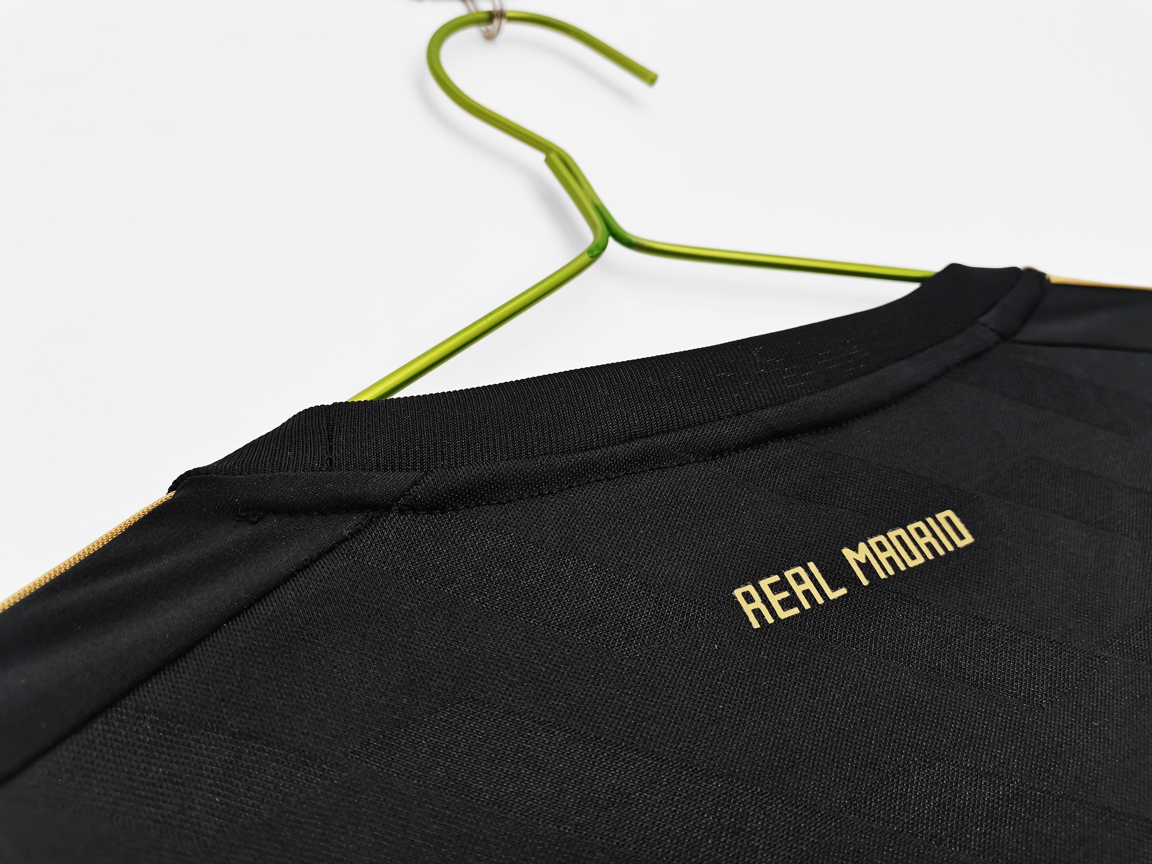 Real Madrid 2012-2013 Long Sleeve Away Kit Retro