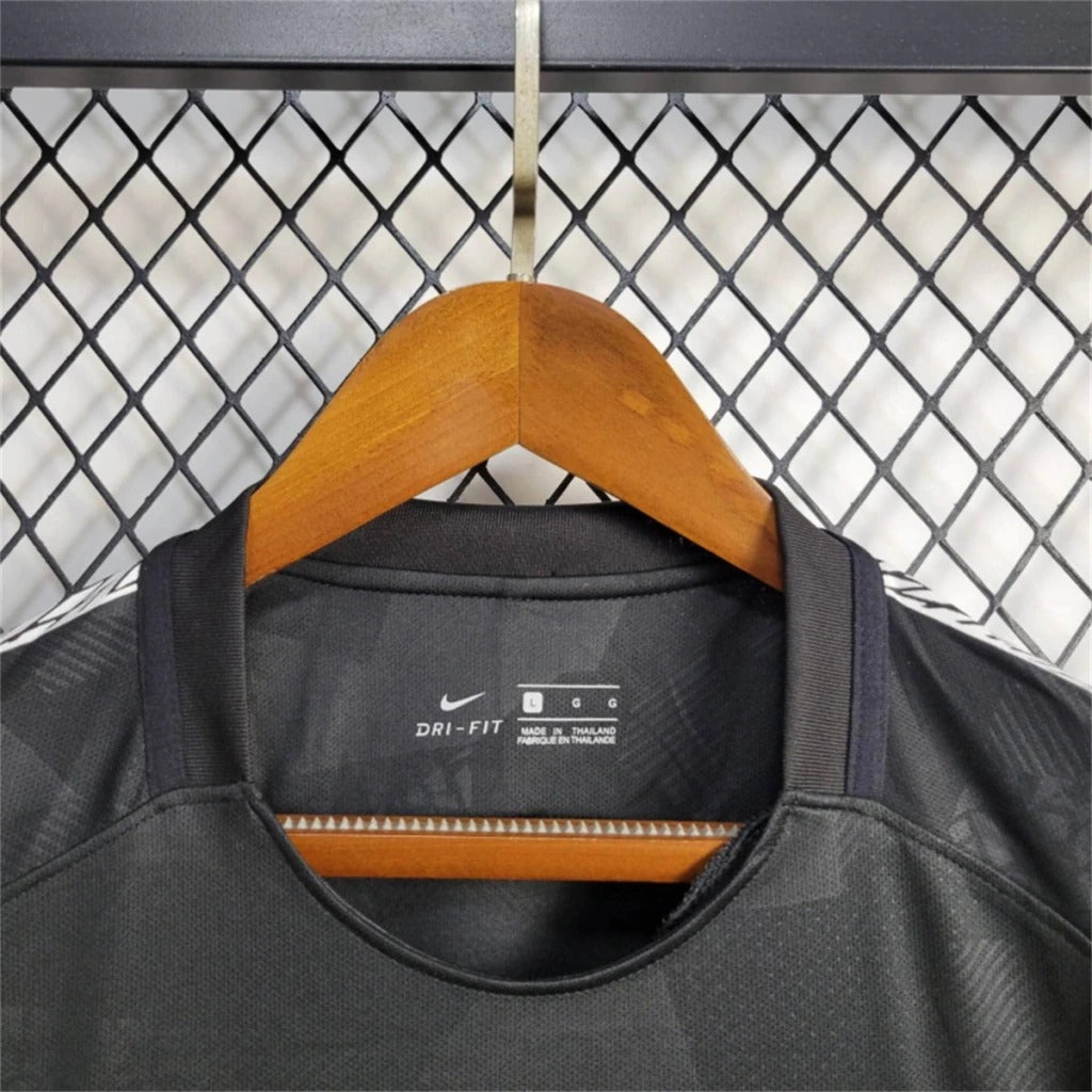 PSG 17-18 Third Away Retro