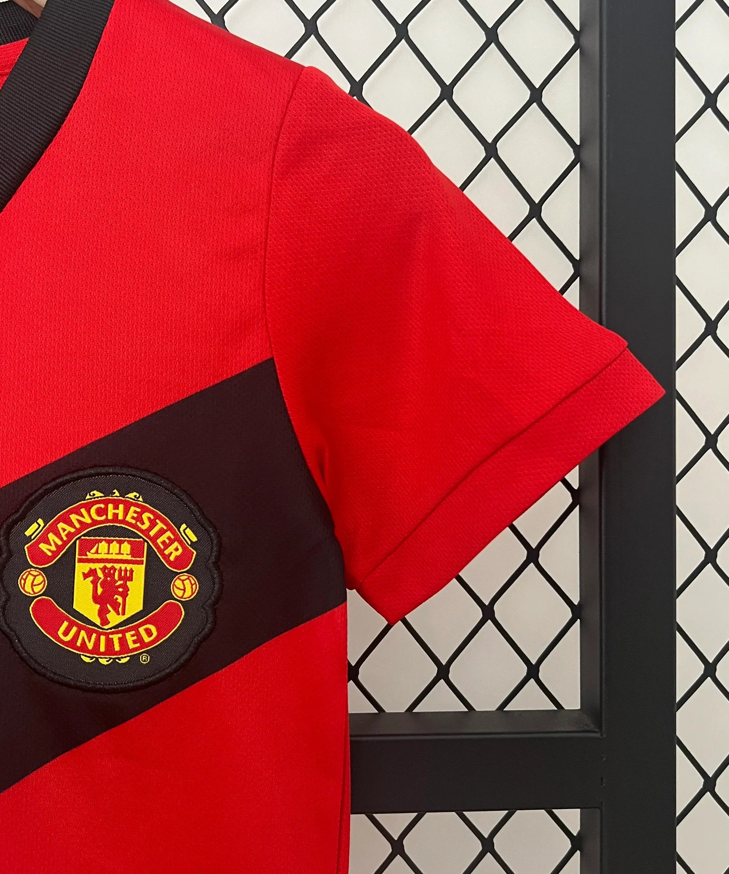 Manchester United Retro 09/10 Home Jersey Kids