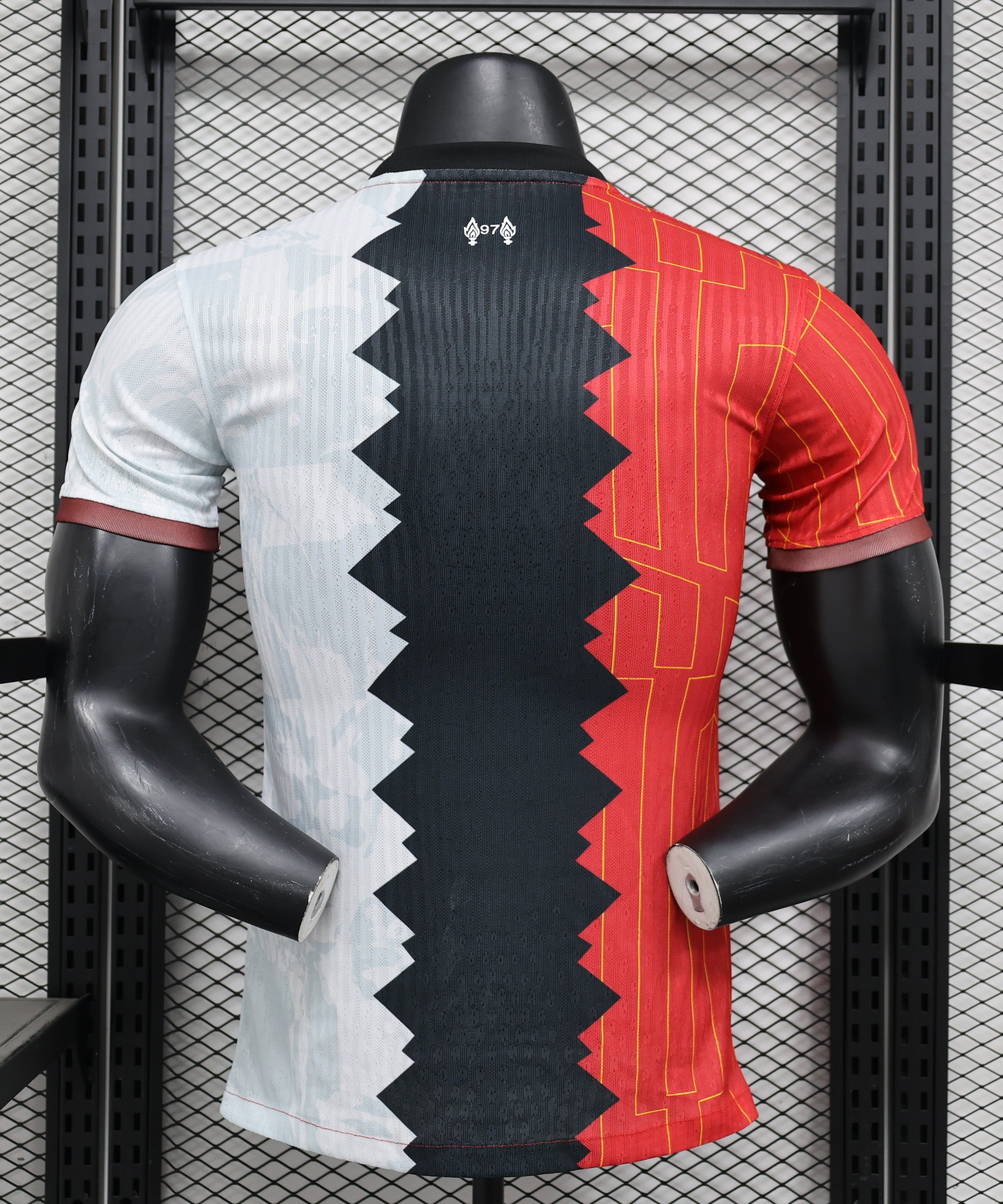 Liverpool "Tri-Color Blitz" Special Kit